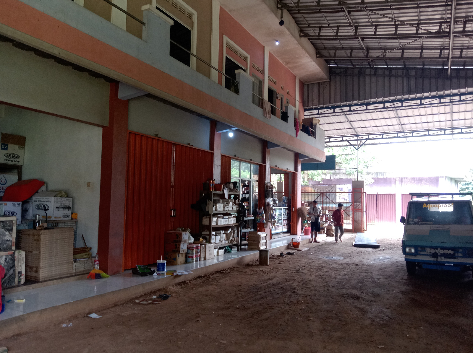 Warung Kopi di Jalan Ir Juanda: Saingan Rival Saat Citimall Datang